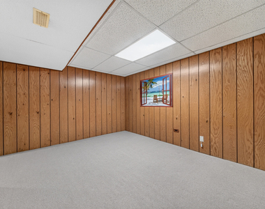 1964 Crescent Lane - Photo Thumbnail 27