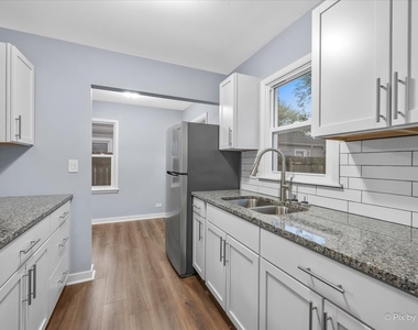 1706 North Avenue - Photo Thumbnail 2