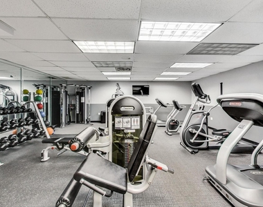 6030 N Sheridan Road - Photo Thumbnail 14