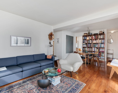 6030 N Sheridan Road - Photo Thumbnail 2