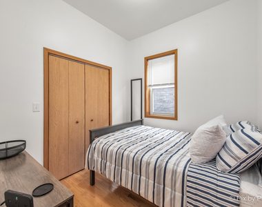 3305 S Bell Avenue - Photo Thumbnail 2