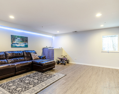 756 Woodewind Drive - Photo Thumbnail 20