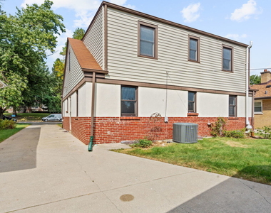 361 Bryant Avenue - Photo Thumbnail 18