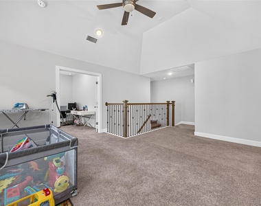 435 Imperial Boulevard - Photo Thumbnail 29