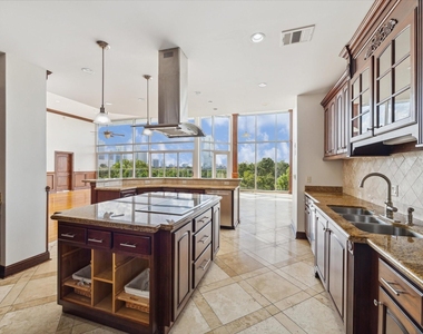 2515 Washington Avenue - Photo Thumbnail 6