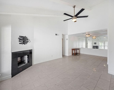 5711 Sugar Hill Drive - Photo Thumbnail 4
