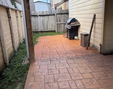 7824 Windward Passage Street - Photo Thumbnail 10
