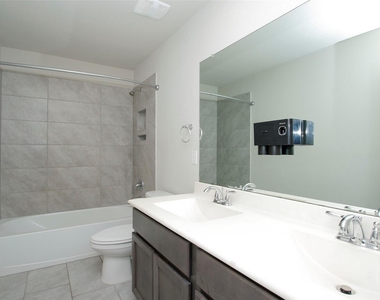 14120 Sand Ridge Court - Photo Thumbnail 36
