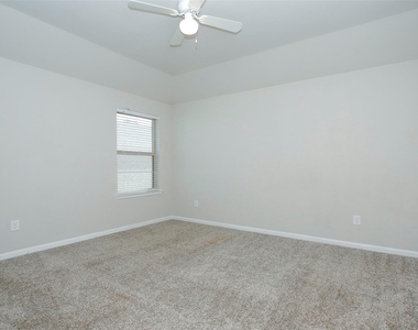 14120 Sand Ridge Court - Photo Thumbnail 32
