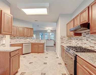 5514 Saddle Bred Drive - Photo Thumbnail 18