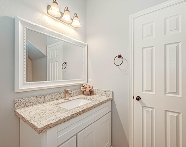 5514 Saddle Bred Drive - Photo Thumbnail 24
