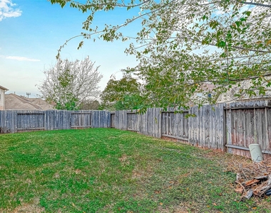 5514 Saddle Bred Drive - Photo Thumbnail 46