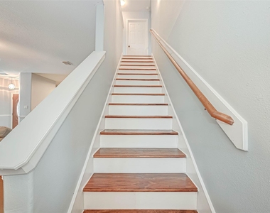 5514 Saddle Bred Drive - Photo Thumbnail 21