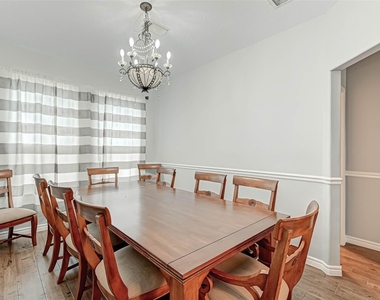 5514 Saddle Bred Drive - Photo Thumbnail 13