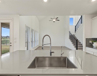 4802 Albany Shores - Photo Thumbnail 21