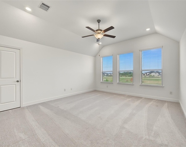 4802 Albany Shores - Photo Thumbnail 32