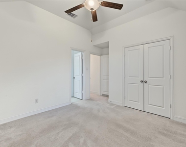 4802 Albany Shores - Photo Thumbnail 43