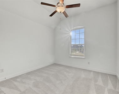 4802 Albany Shores - Photo Thumbnail 29