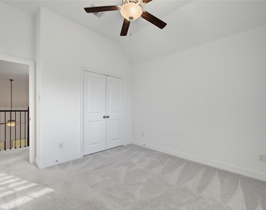 4802 Albany Shores - Photo Thumbnail 30