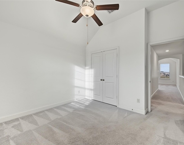 4802 Albany Shores - Photo Thumbnail 36