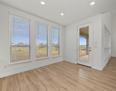 4802 Albany Shores - Photo Thumbnail 22