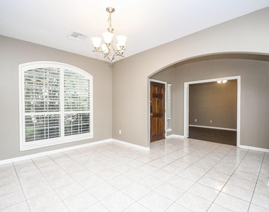 3107 Pennywell Lane - Photo Thumbnail 7