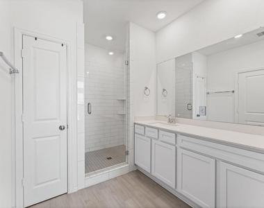5667 Foggy Vine Court - Photo Thumbnail 15