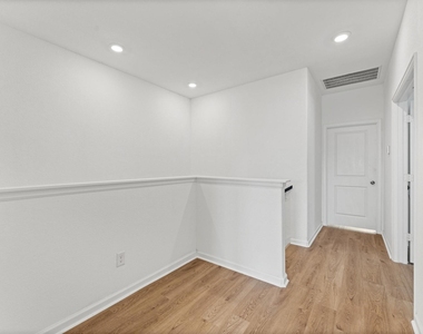 5667 Foggy Vine Court - Photo Thumbnail 18