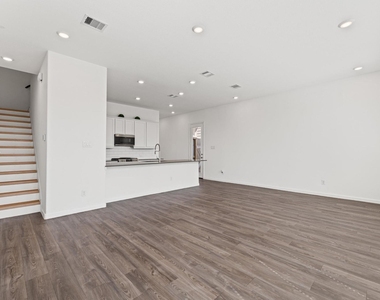 5667 Foggy Vine Court - Photo Thumbnail 6