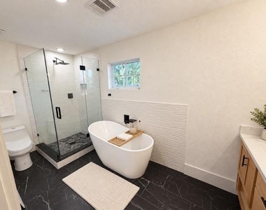 6026 Willowbend - Photo Thumbnail 13