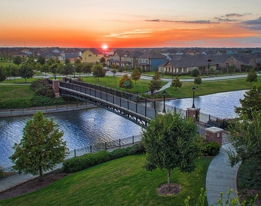 18402 Circle Bar Ranch Court - Photo Thumbnail 48
