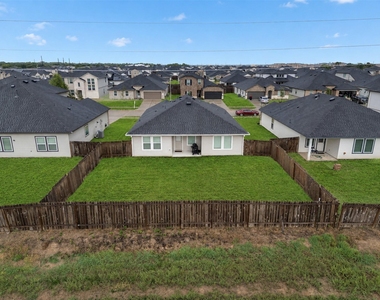 7318 Audubon Russet Drive - Photo Thumbnail 3