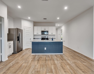 7318 Audubon Russet Drive - Photo Thumbnail 23