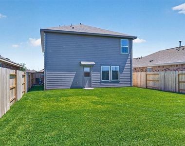 26830 Scarlet Willow Drive - Photo Thumbnail 18