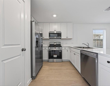26830 Scarlet Willow Drive - Photo Thumbnail 7