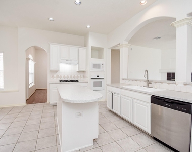 13111 Ivyhurst Lane - Photo Thumbnail 15