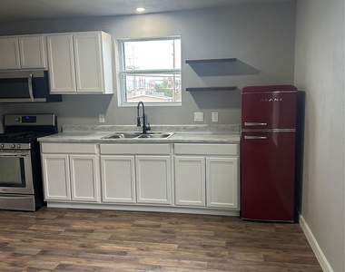 6504 Canal Street - Photo Thumbnail 2