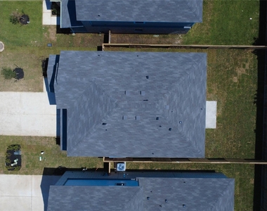 7855 Bergamot Circle - Photo Thumbnail 14