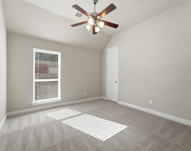 3338 Sterling Breeze Lane - Photo Thumbnail 5