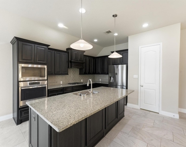 3338 Sterling Breeze Lane - Photo Thumbnail 11