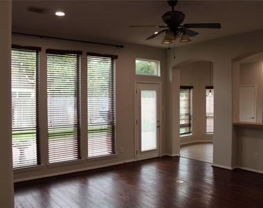29802 S Legends Village Circle - Photo Thumbnail 19