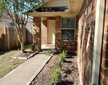8943 Farm Ridge Lane - Photo Thumbnail 3