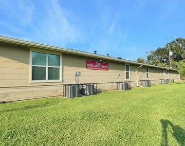 507 Houston Street - Photo Thumbnail 21