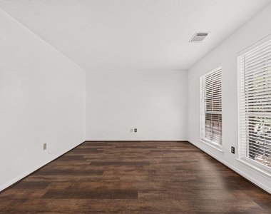 16506 Canario Drive - Photo Thumbnail 4
