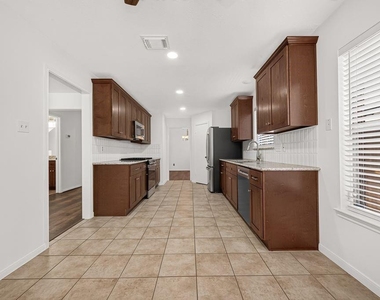 16506 Canario Drive - Photo Thumbnail 24