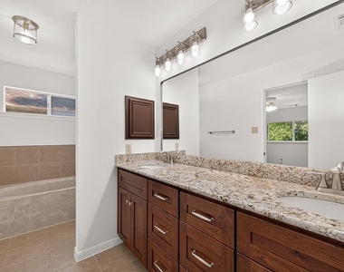 16506 Canario Drive - Photo Thumbnail 32