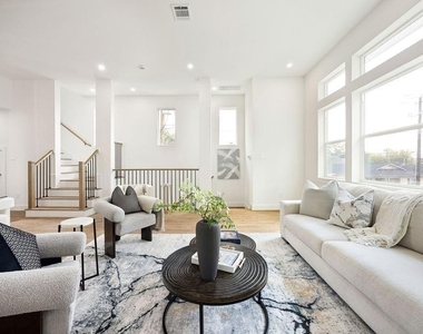 1713 Mary Street - Photo Thumbnail 13