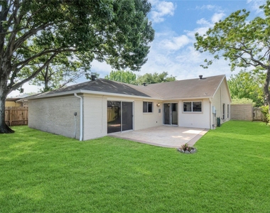 22218 Deville Drive - Photo Thumbnail 16
