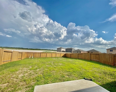 2107 Mule Ridge Drive - Photo Thumbnail 1