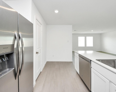 1314 Charlotte Way - Photo Thumbnail 23